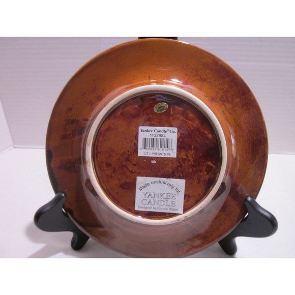 Yankee Candle Co. Christmas Candle Plate Presents Gifts Packages Holiday 8" - Picture 2 of 5